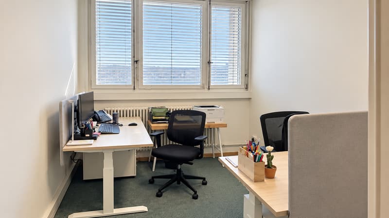 Bureau de 95m2 aux Acacias (3)