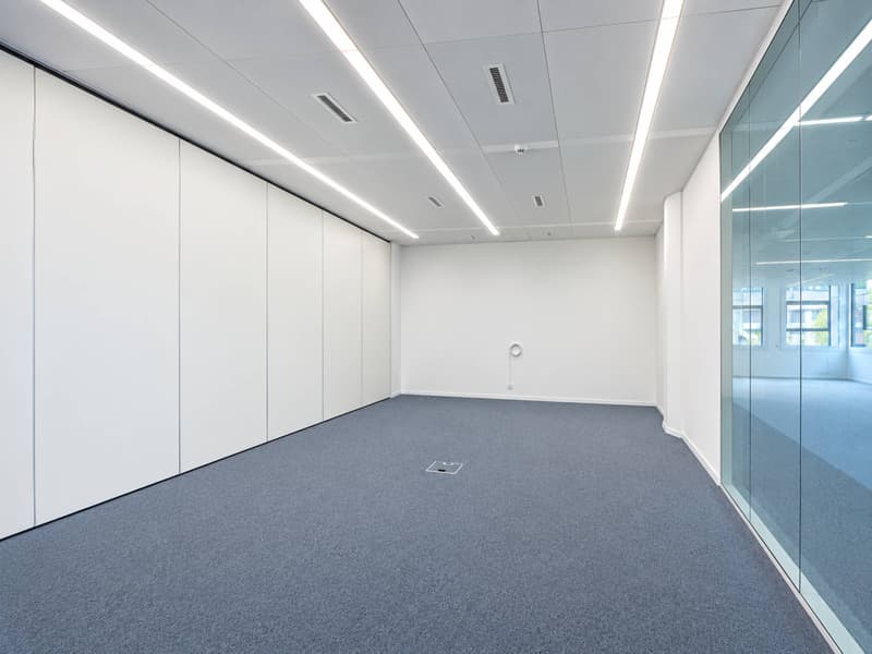 470 m² OF PRIME LIFE SCIENCE SPACE (3)