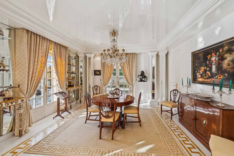 Prestigious property in a quiet location, just two steps from the city center (3)