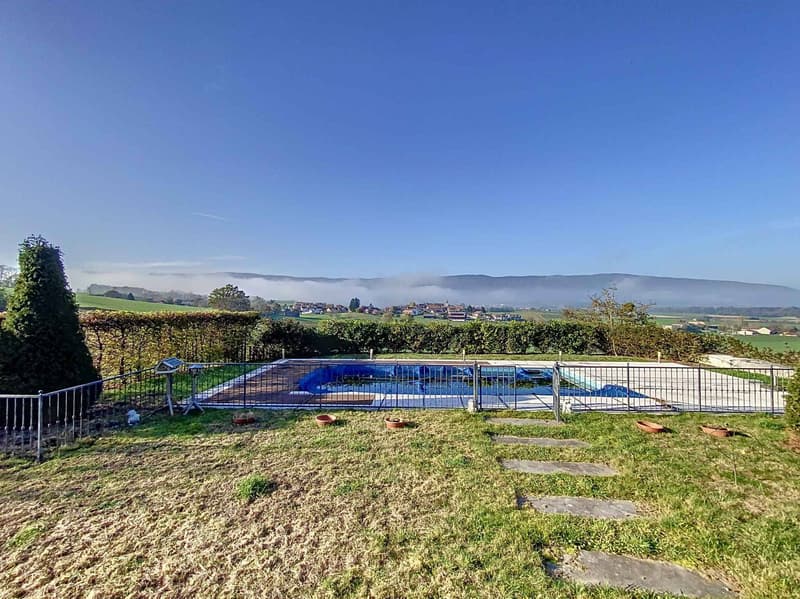 Magnificent property in the heart of nature (10)