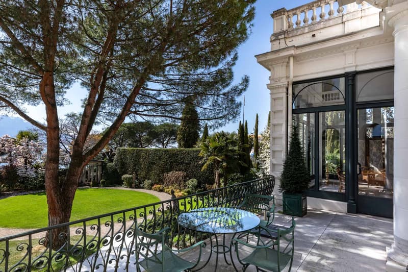 Perle architecturale au bord du lac (6)