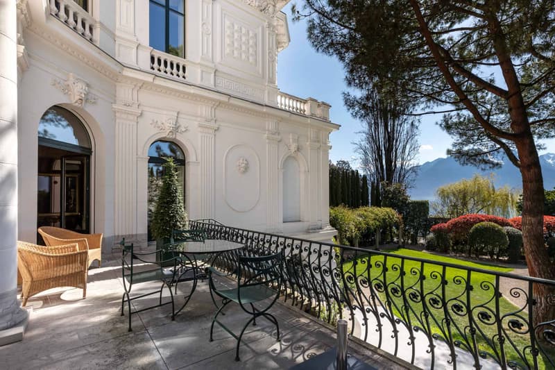 Perle architecturale au bord du lac (12)