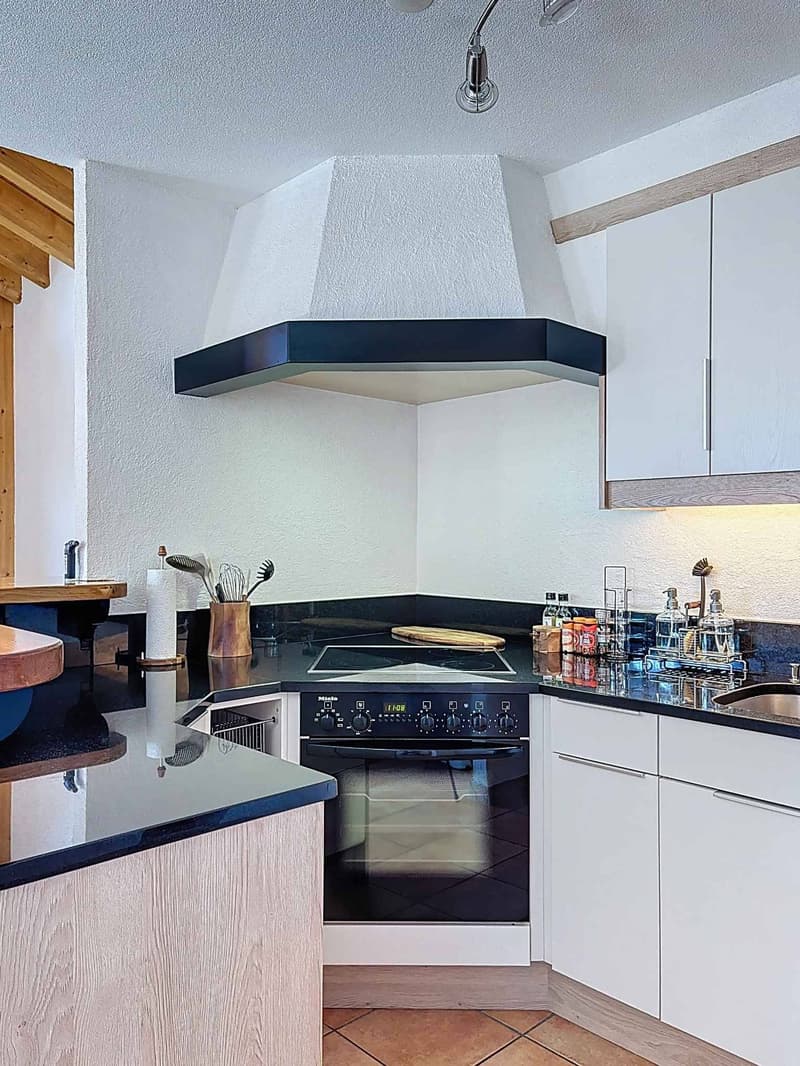 Three-bedroom apartment, bright and spacious in the heart of Verbier (10)