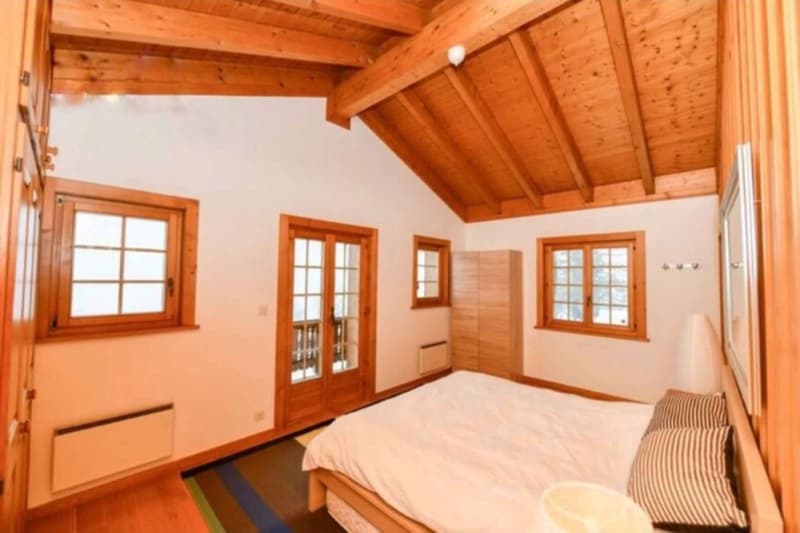 Charming Chalet in Patier (4)
