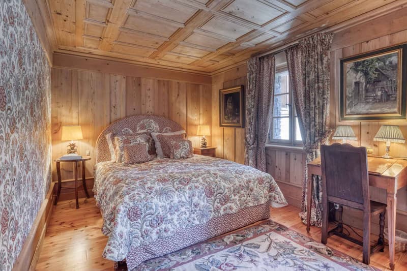 MAGNIFIQUE CHALET AUX ESSERTS 6 CHAMBRES (9)