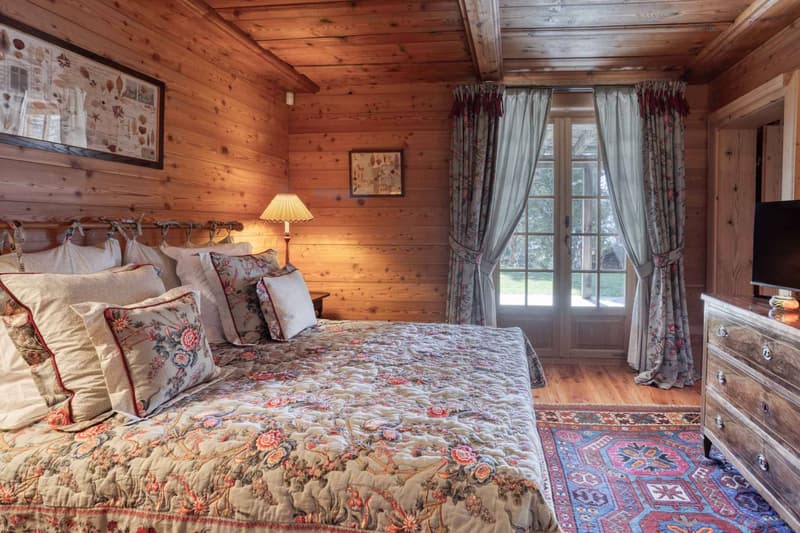 MAGNIFIQUE CHALET AUX ESSERTS 6 CHAMBRES (7)
