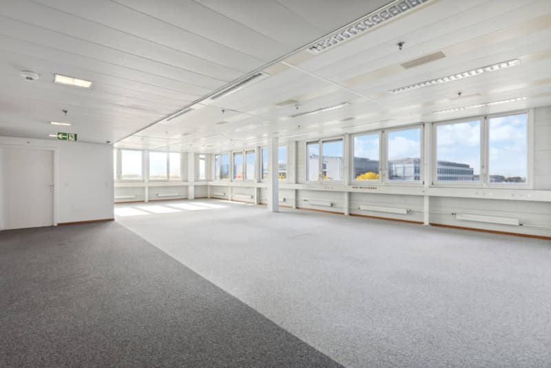 Locali di 860 m2 al 2° piano nella zona FTI (3)