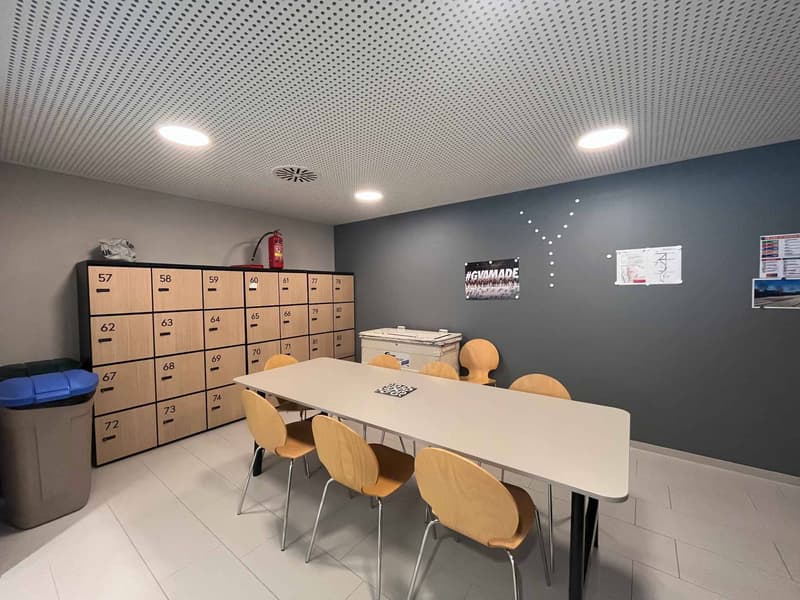 Bureaux modernes et lumineux  620 m² Gare de Lancy Bachet (9)