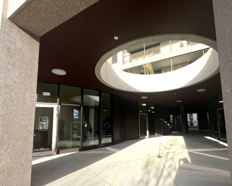 Bureaux modernes et lumineux  620 m² Gare de Lancy Bachet (3)