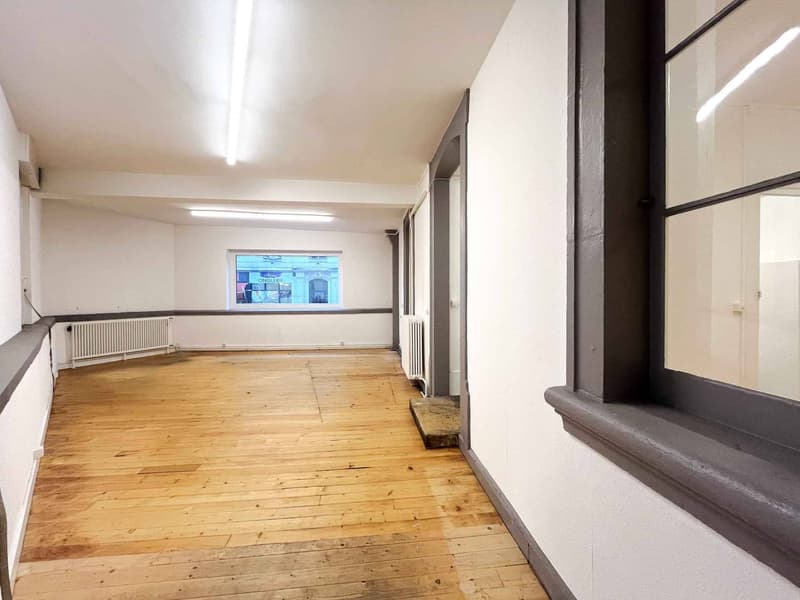 110m2 offices - close to train station (4)
