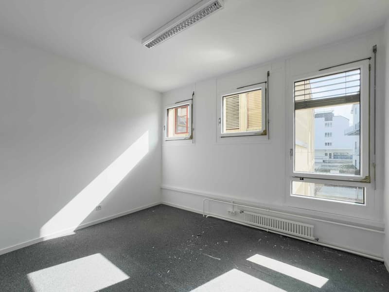 FTI - Charming 83 m² office Functional and well-located (4)
