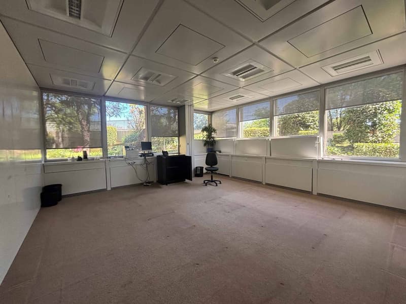 1.381 m² di uffici in affitto, modulabili e divisibili a partire da 37 m² (11)