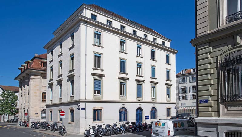 Administrative building for rent - Bank district (1)