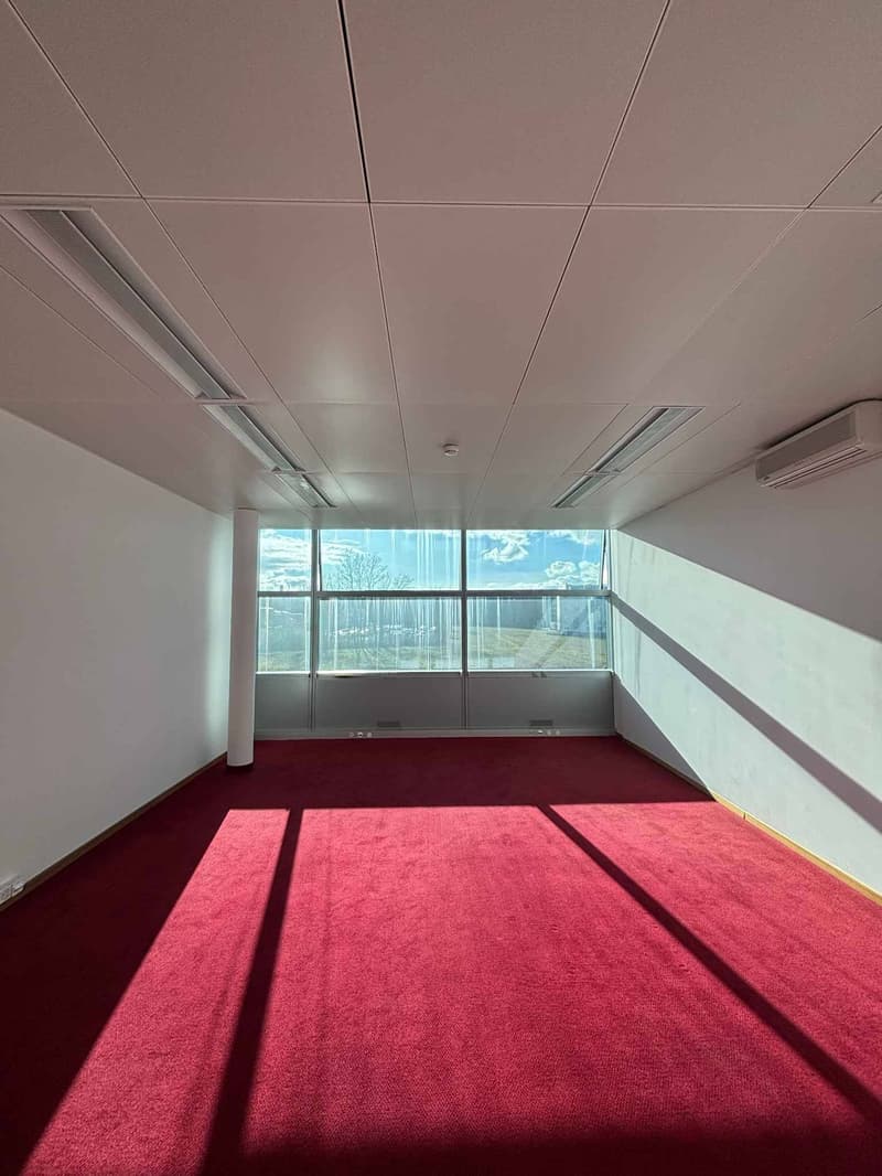 BÜROS 200 M² - Nahe Flughafen (6)