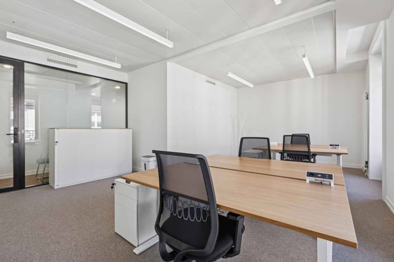 Office 23m2 - Bank District (2)