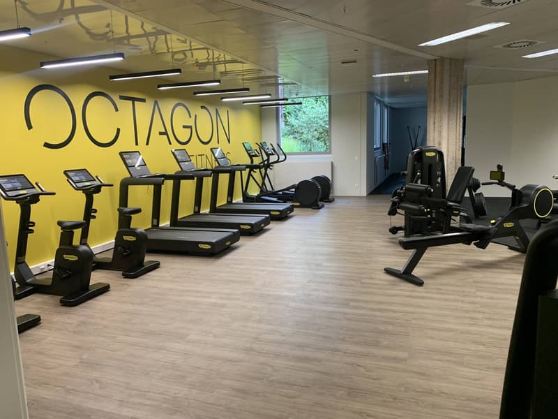 Bureaux de 115m2 à louer dans le complexe Octagon  Un cadre moderne et dynamique (5)