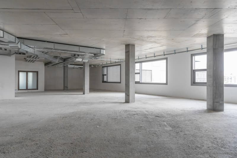Magnifique surface de 588 m2 au 2ème étage d'un bâtiment moderne (5)