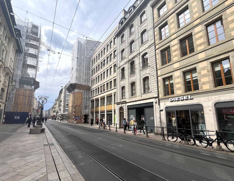 BUREAUX D'EXCEPTION DE 177 M² - RUE DE LA CROIX-D'OR (4)