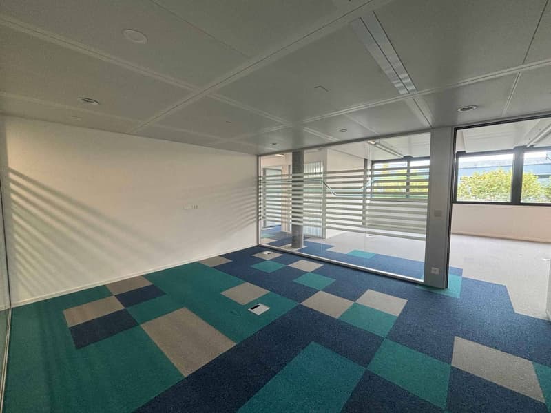 ARCenter  687 m² de bureaux plug & play à Vernier (9)