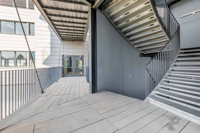 ARCenter  492 m² de bureaux semi-aménagés à Vernier (6)