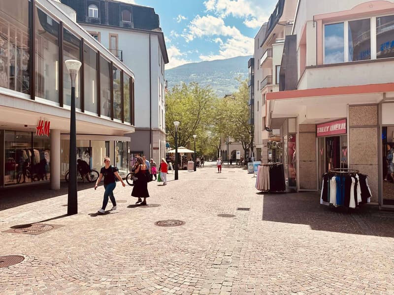 Arcade, 451 m2 premises for rent - Prime location (2)