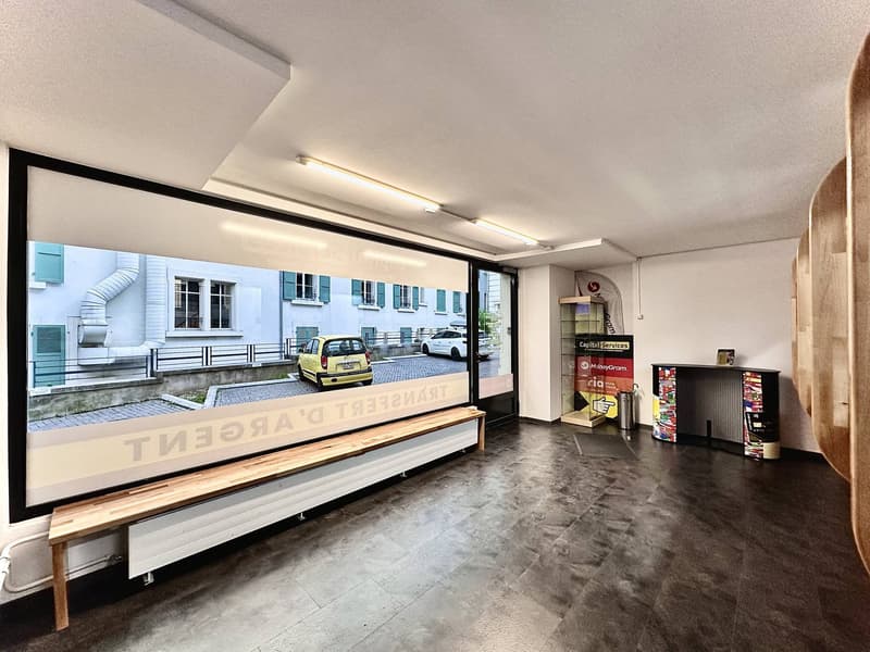 Arcade of 87 m2 for rent in the hypercenter of Lausanne (2)