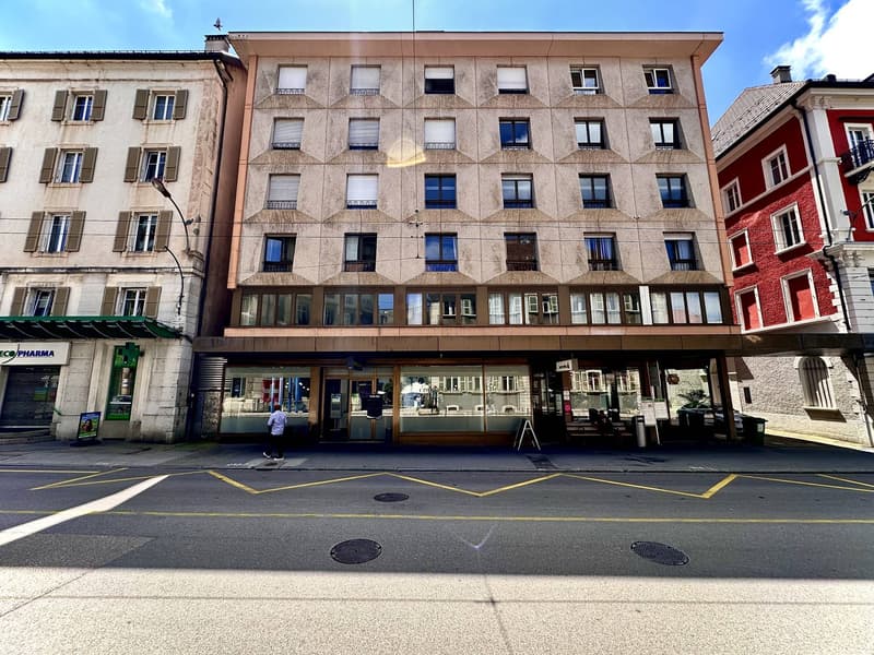 Büros, Lokale von 115 m2 zur Miete in La Chaux-de-Fonds (1)