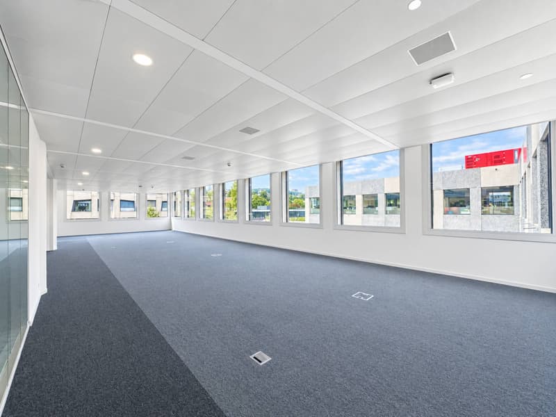 470 m² OF PRIME LIFE SCIENCE SPACE (1)
