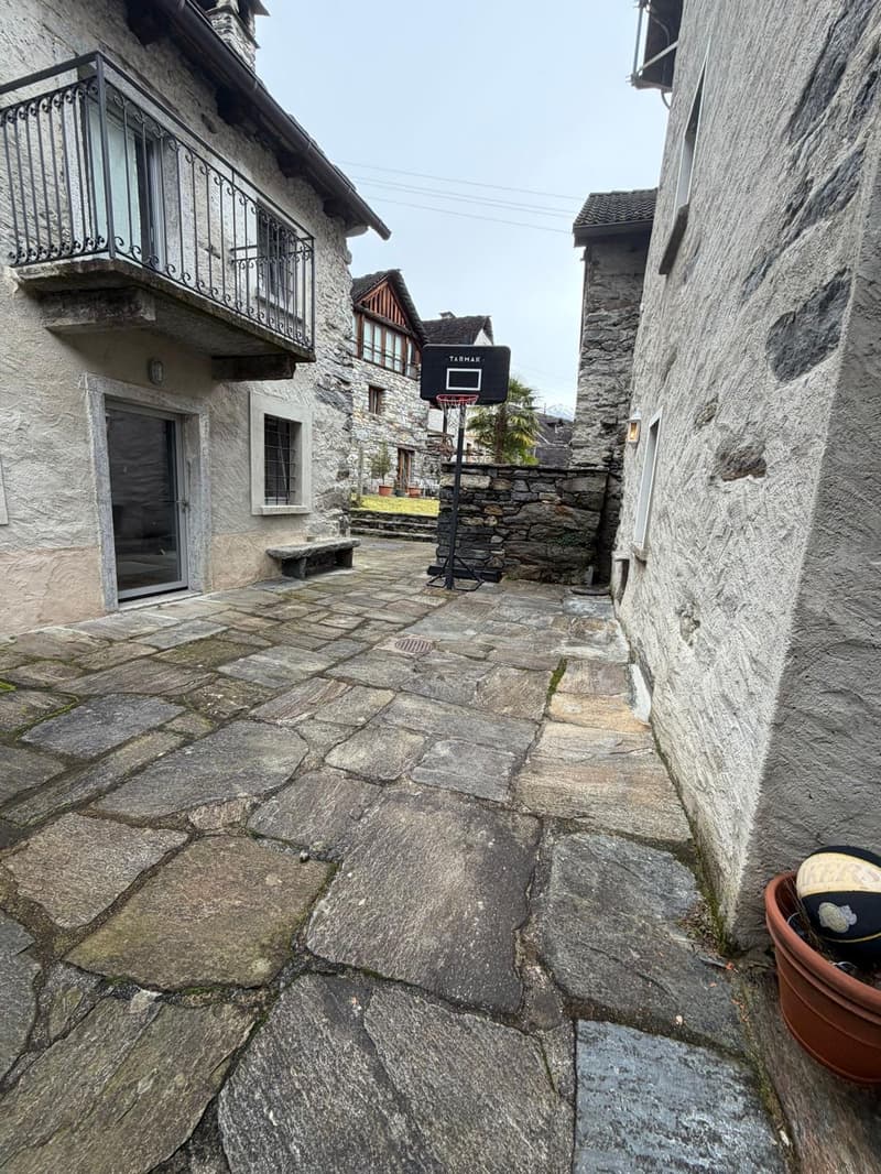 Beautiful house/rustic 4½ rooms Aurigeno (Nucleo) (2)