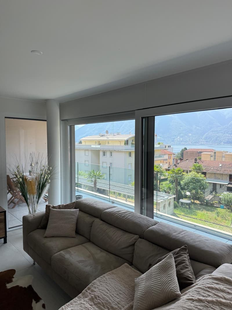 Appartamento di 72 m² con ampia terrazza e splendida vista lago a Minusio (1)