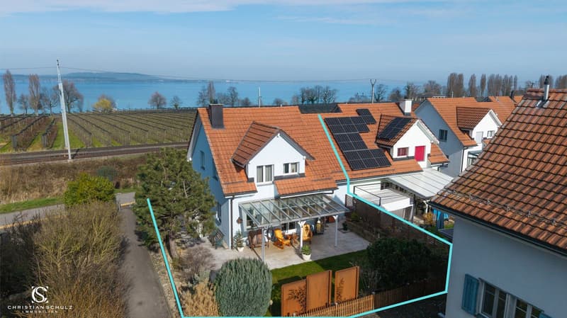 Einfamilienhaus mit Garten und Seesicht