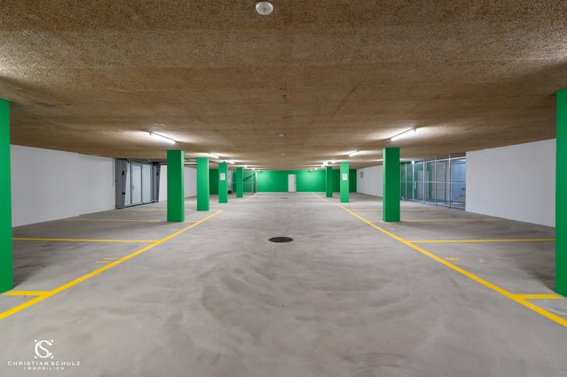 Tiefgarage mit Vorrichtung E-Ladestation + direkter Zugang ins Haus