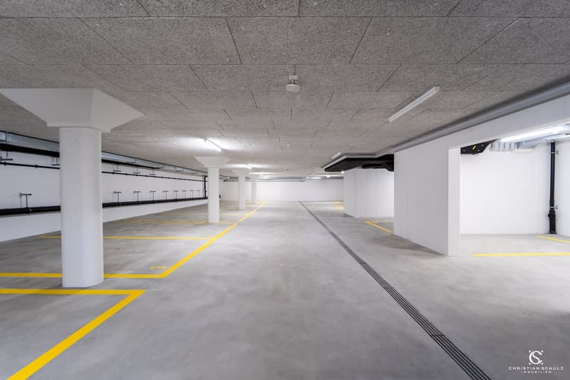 Tiefgarage mit Vorrichtung E-Ladestation