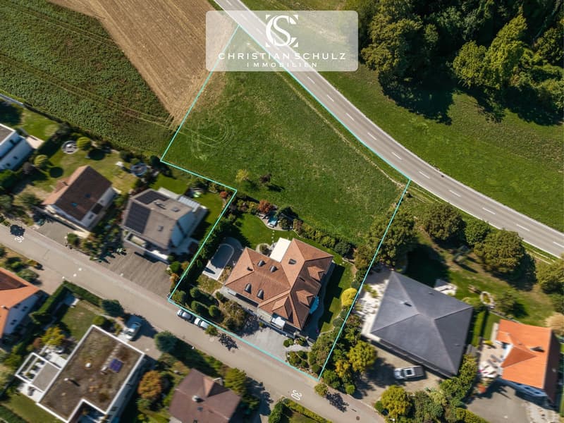 Ansicht von oben, Villa-Grundstück und Landwirtschaftszone