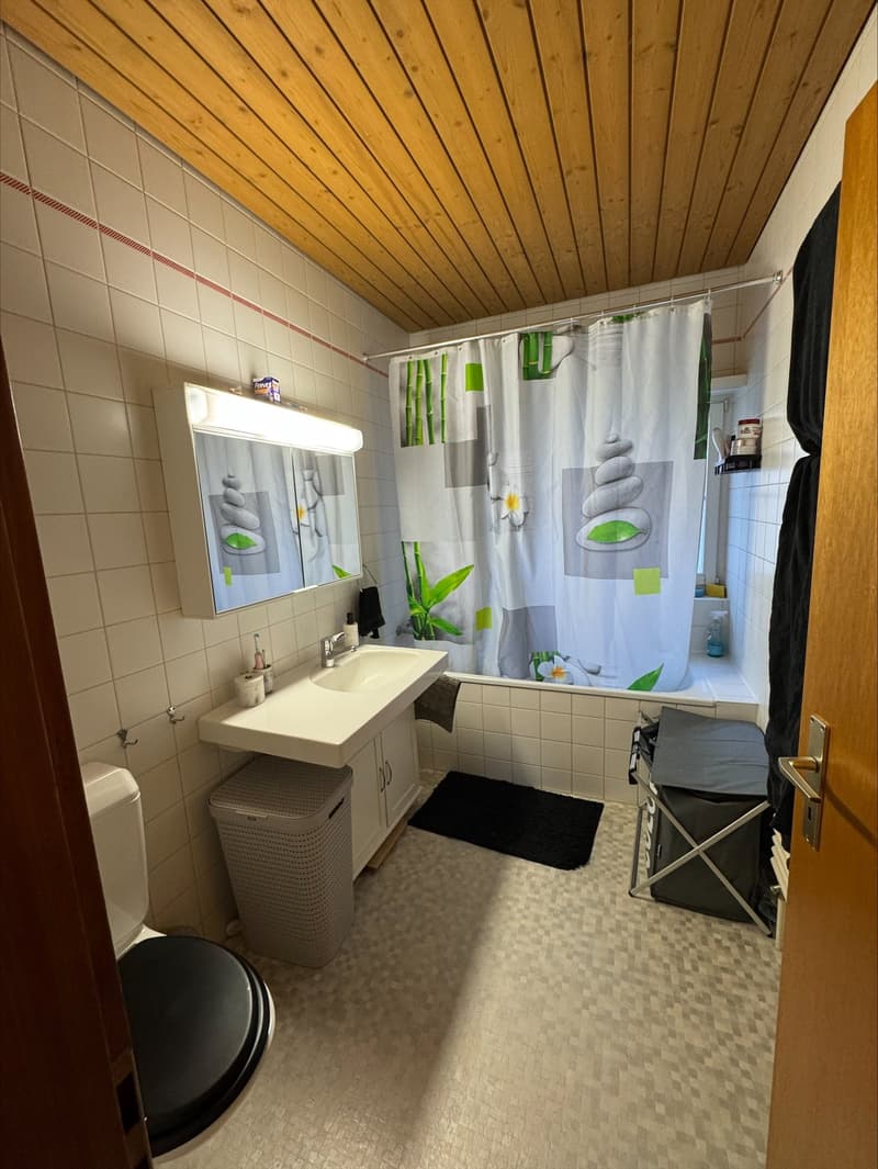 Appartamento di quattro locali con garage a Charmoille (8)