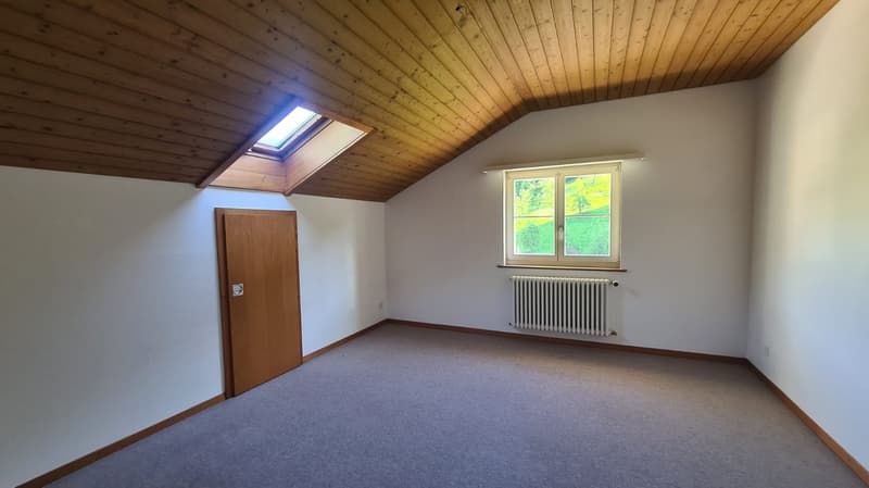 Appartamento di quattro locali con garage a Charmoille (6)