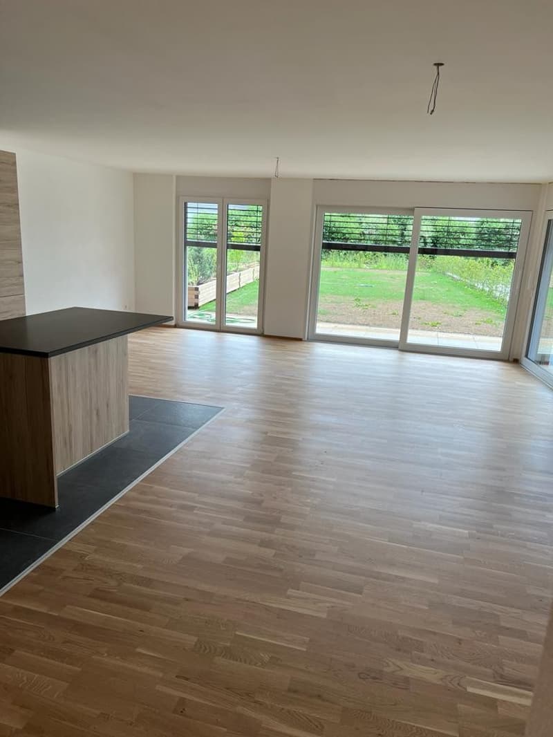Geräumige 5.5-Zimmer-Wohnung mit Terrasse in Porrentruy (1)