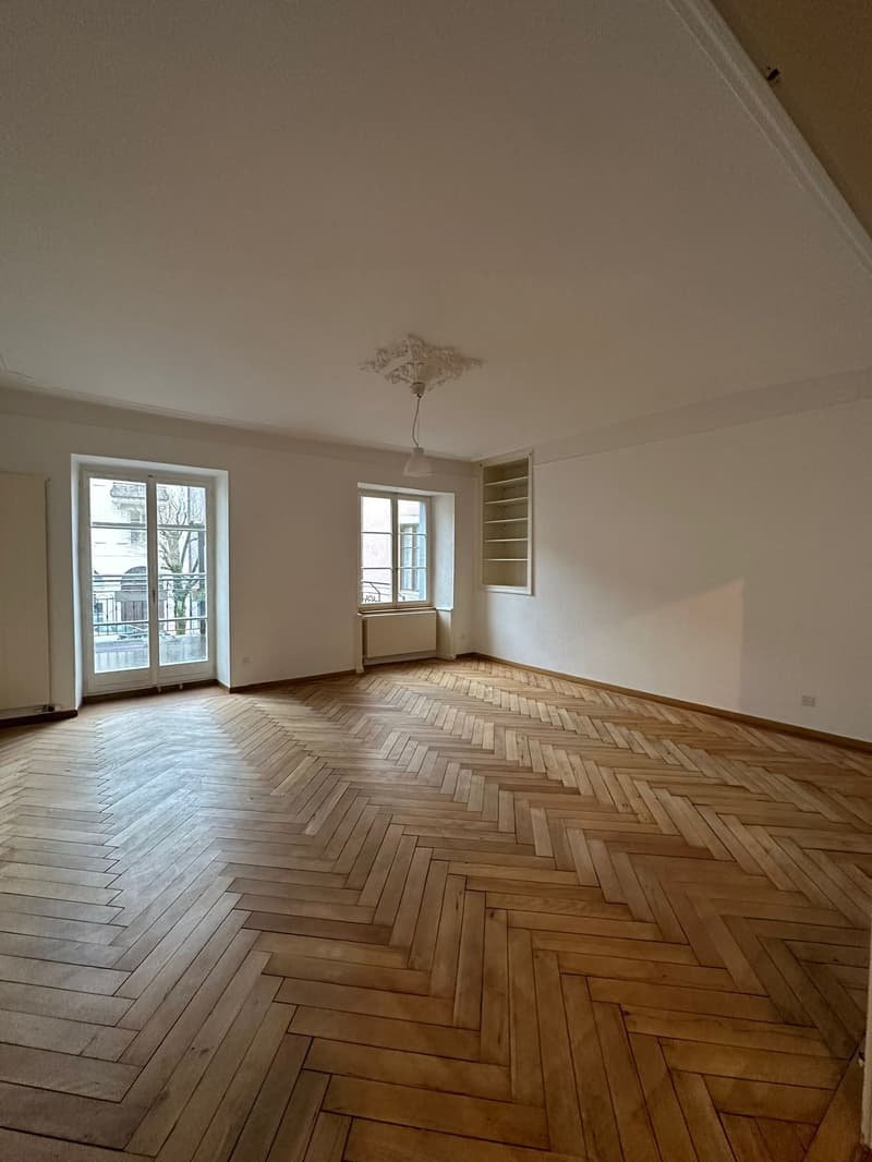 Geräumige 5.5-Zimmer-Wohnung in Porrentruy (2)