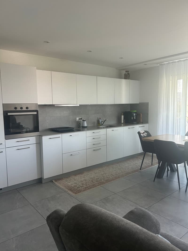 Modern 3.5-room apartment with balcony in Courgenay (4)