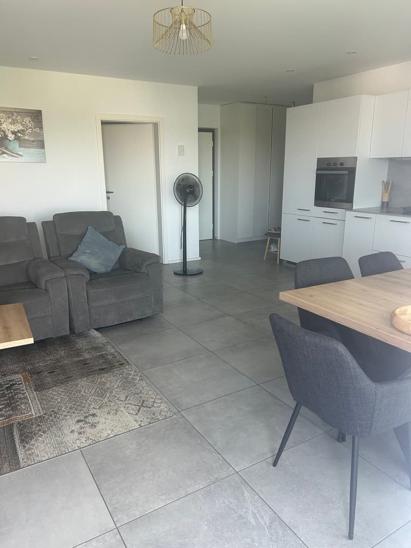 Modern 3.5-room apartment with balcony in Courgenay (2)