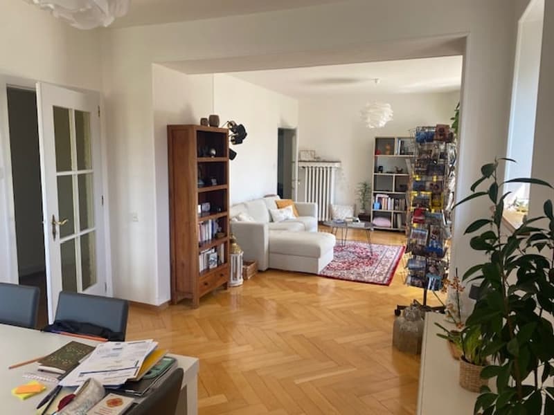 Spacieux appartement de 4.5 pièces avec 2 balcons à Delémont (2)