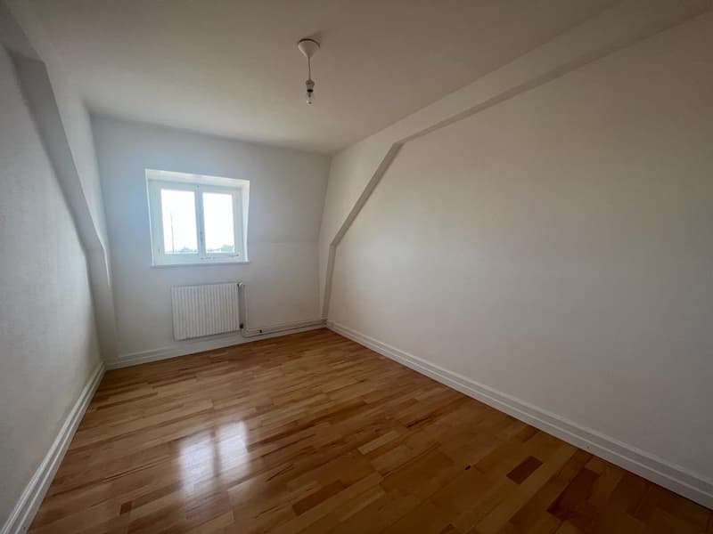 Appartement lumineux de 4.5 pièces à Courgenay (6)