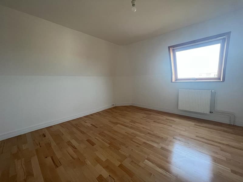 Appartement lumineux de 4.5 pièces à Courgenay (5)