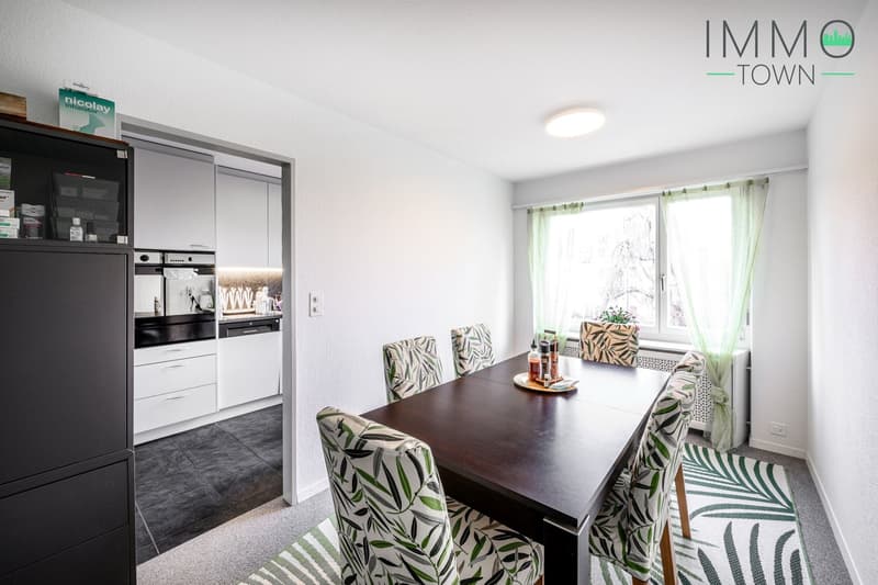 Spacious 4.5-room apartment with great views into the green and good connections (3)