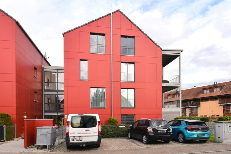 Modern living on two floors – attractive maisonette apartment in Birsfelden (23)