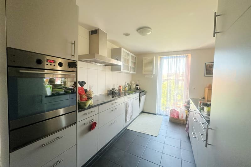 Habitation moderne sur deux étages – appartement maisonnette attractif à Birsfelden (8)