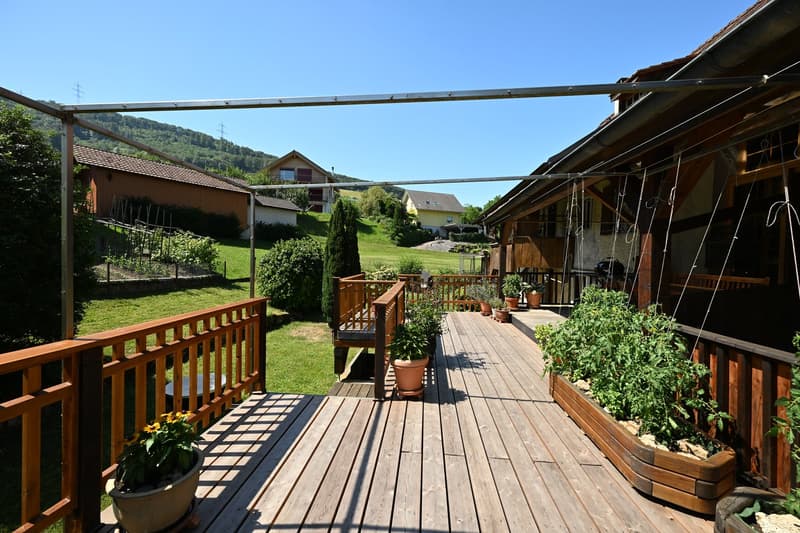 Propriété en appartement dans une ferme historique avec confort de vie moderne et jardin de rêve (15)