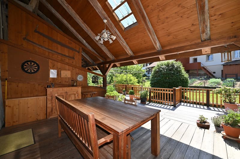 Propriété en appartement dans une ferme historique avec confort de vie moderne et jardin de rêve (16)