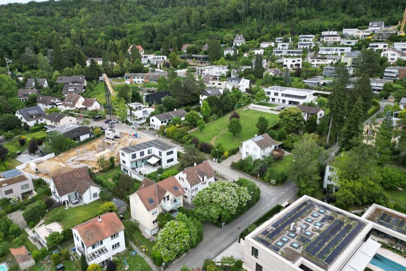Casa residenziale attraente/casa a più generazioni in una zona residenziale molto richiesta ad Arlesheim (27)