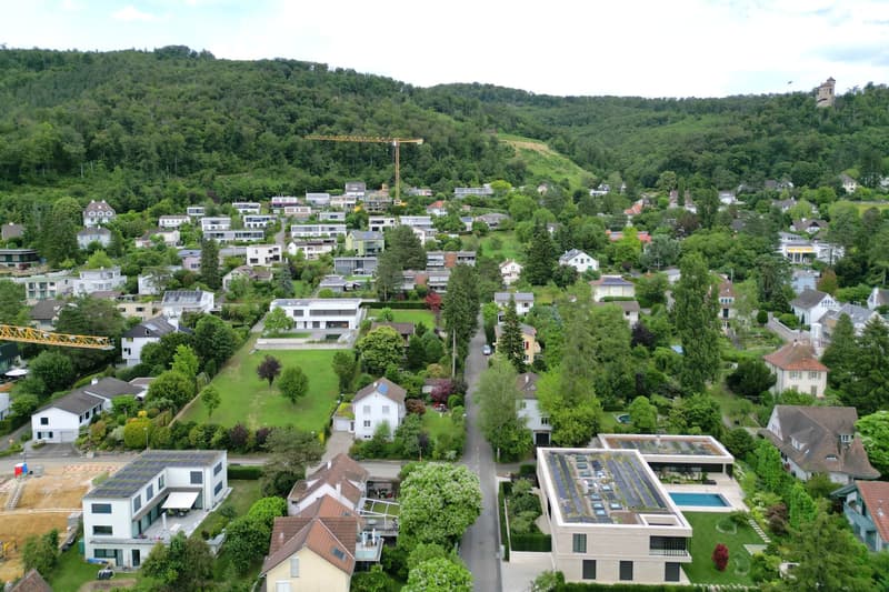Attraktives Dreifamilienhaus/Mehrgenerationenhaus an begehrter Wohnlage in Arlesheim (26)